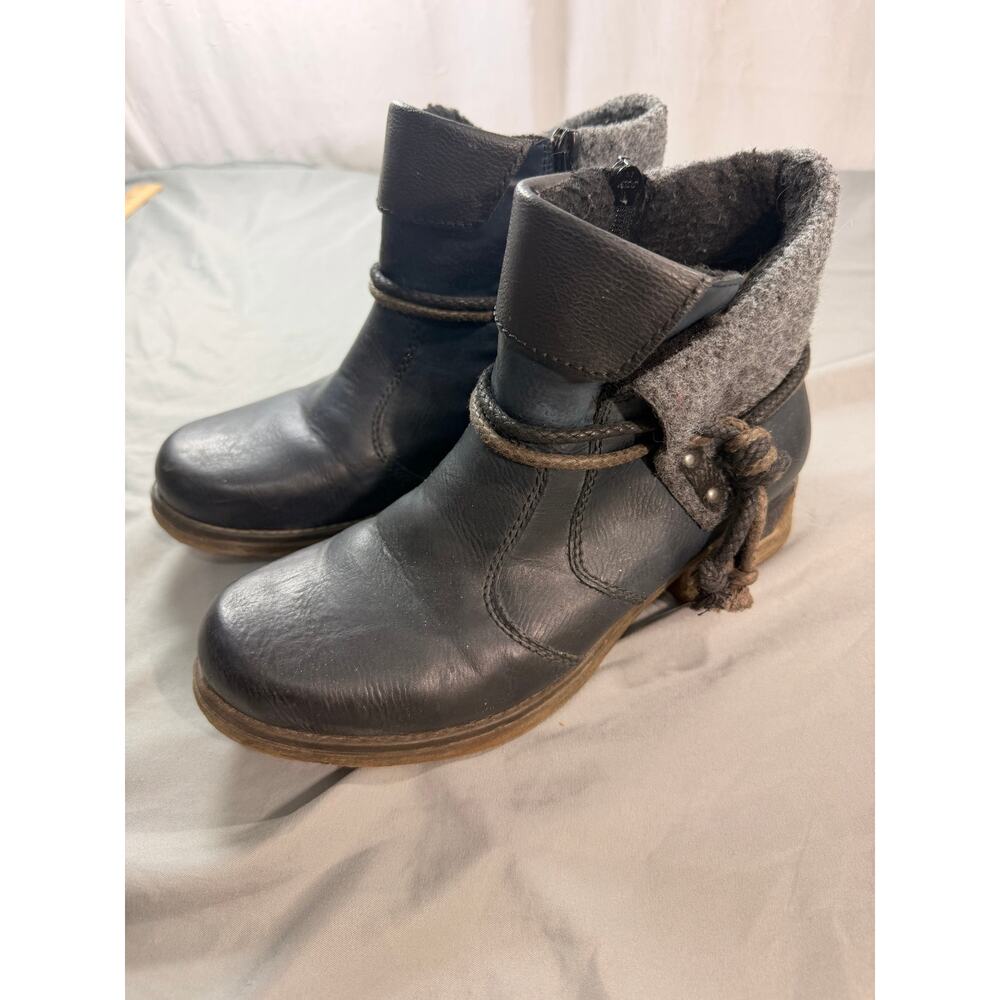 Rieker Women's Fee 93 ankle boots in black size 37
